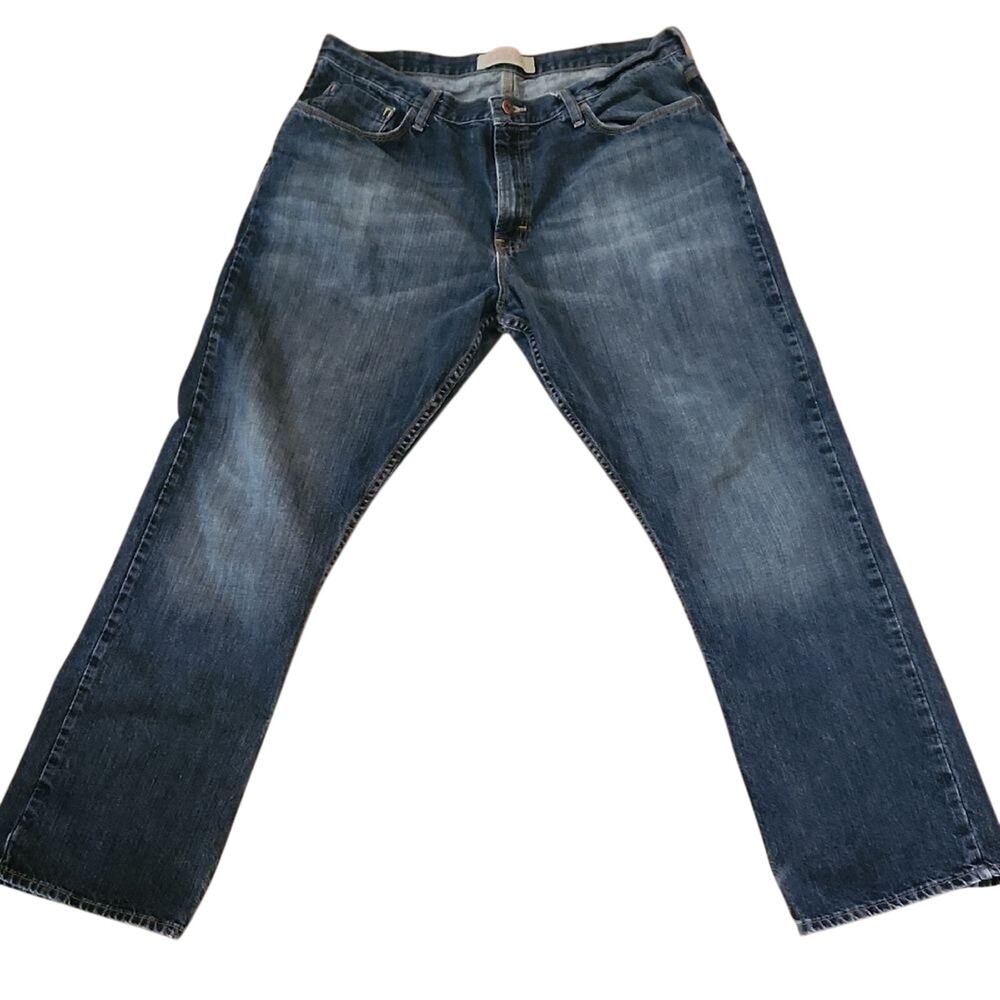 Wrangler Mens Blue Relaxed Jeans with Classic Denim Look 38×32